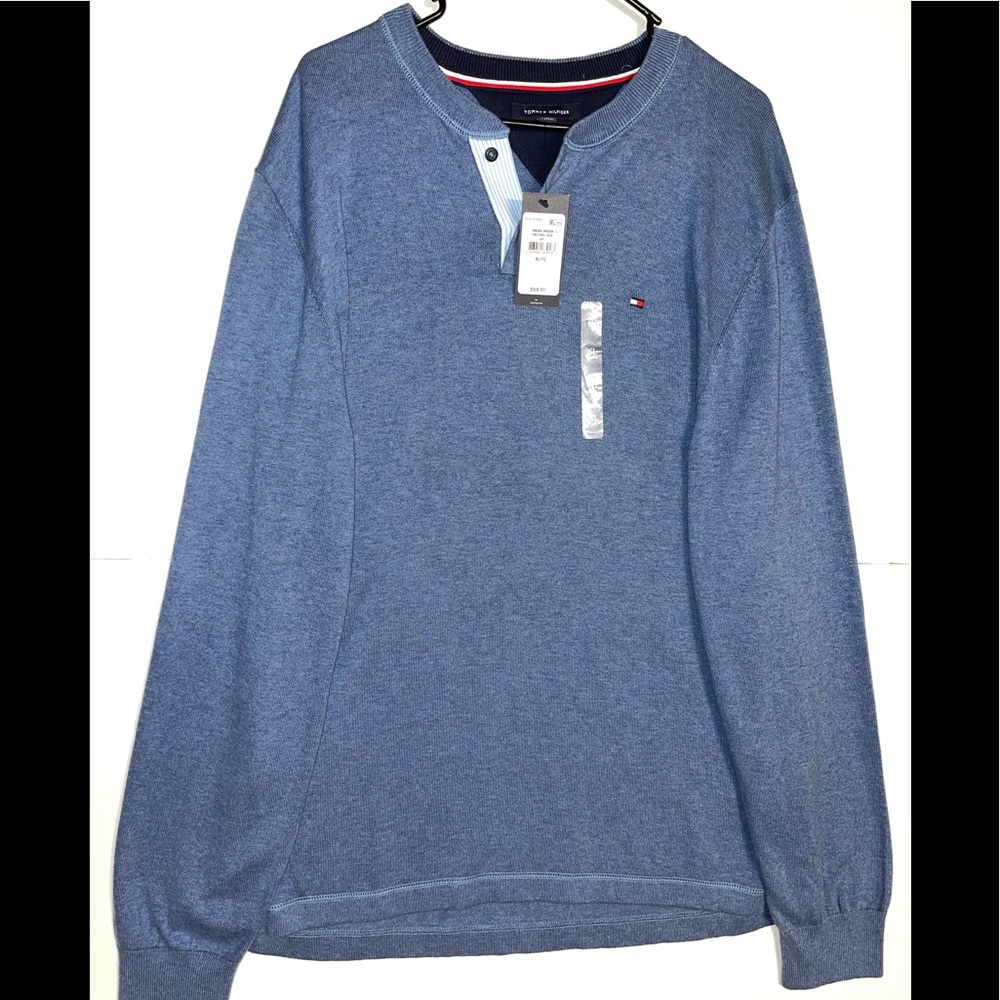 (New) Tommy Hilfiger V-Neck Solid Blue Sweater 🧥🏷